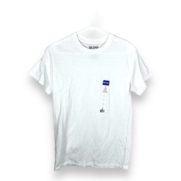 SMALL NEW GILDAN WHITE COTTON TEE NWT CASUAL CLASSIC SHORT SLEEVE CREW NECKLINE - Picture 1 of 8